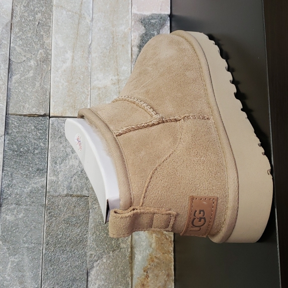 UGG Classic Ultra Mini Women's Ankle Boot - Picture 8 of 10